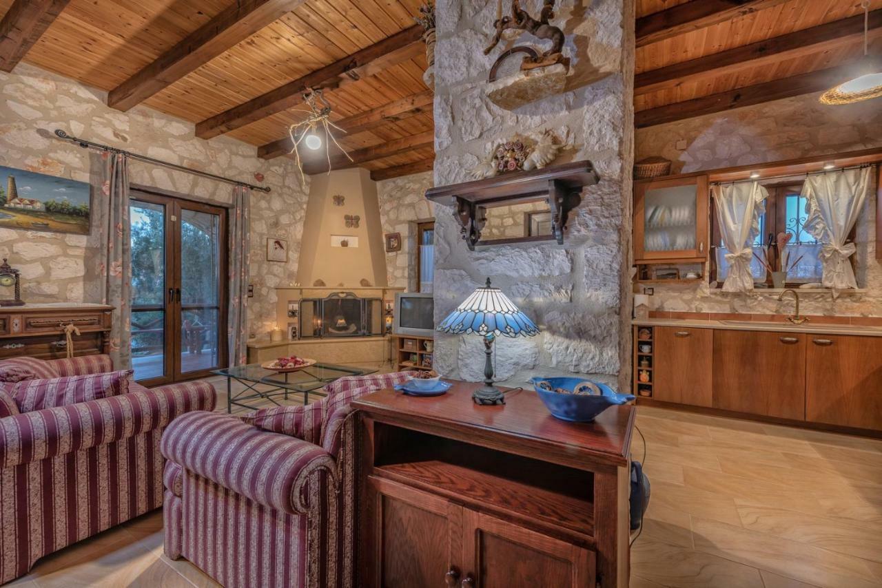 Orfeas Villa Meson Yerakarion Экстерьер фото